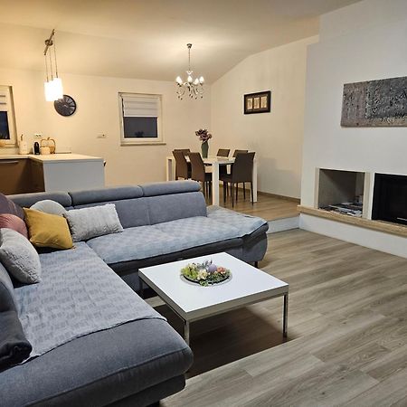 Apartment Robi Umag Buitenkant foto
